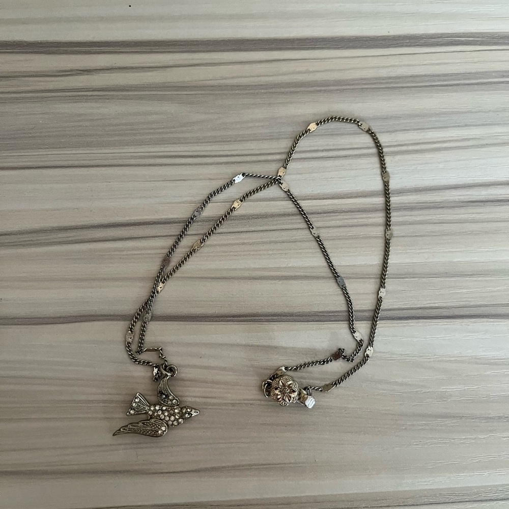 LC Lauren Conrad Rhinestone Sparrow Swallow Retro Rockabilly Bird Necklace